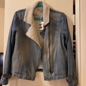 VICI Denim Jacket- Size Small. NWT!!